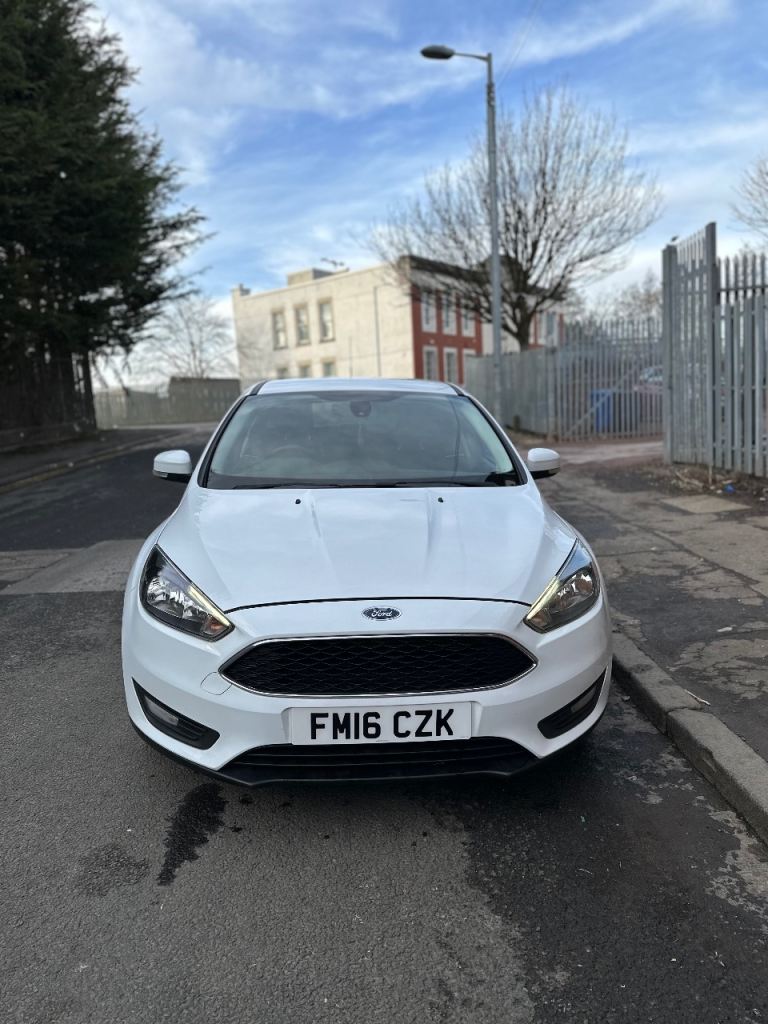 Ford, FOCUS, Hatchback, 2016, Semi-Auto, 999 (cc), 5 doors