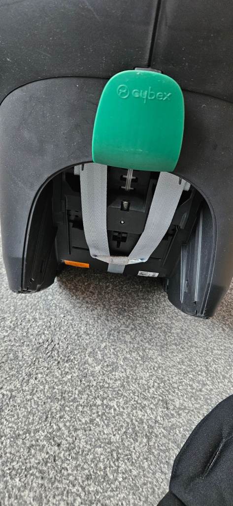 Cybex Aton B2 i-Size Infant Carrier Car Seat with Isofix Base