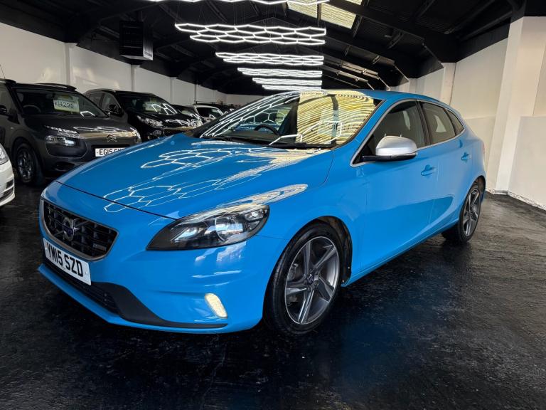 2015 Volvo V40 D2 R DESIGN 5dr HATCHBACK Diesel Manual