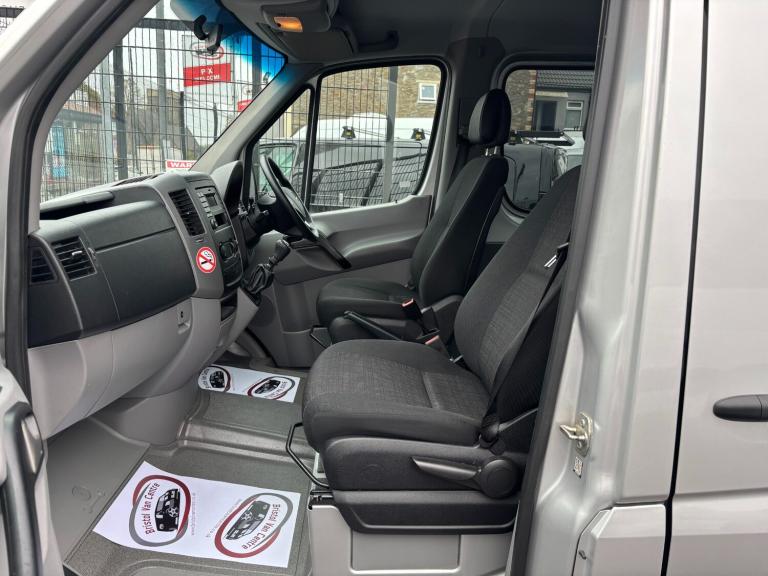 2016 Mercedes-Benz Sprinter 313CDI BlueEFFICIENCY TL9 9-Seater MINIBUS Diesel Manual