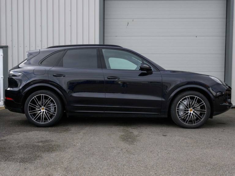 2018 Porsche Cayenne 4.0T V8 Turbo SUV 5dr Petrol TiptronicS 4WD Euro 6 (s/s) (550 ps) ESTATE Pet...
