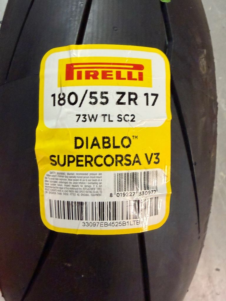 Pirelli Diablo Supercorsa V3