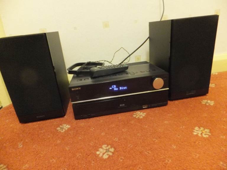 Sony CMT-HX80R Micro Hi-Fi Component System - high power 80 watts output - radio/CD/USB + remote  
