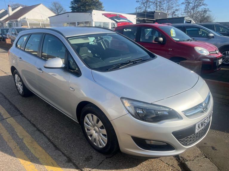 2013 Vauxhall Astra 1.7 CDTi 16V ecoFLEX 130 Exclusiv 5dr [SS] ESTATE DIESEL Manual