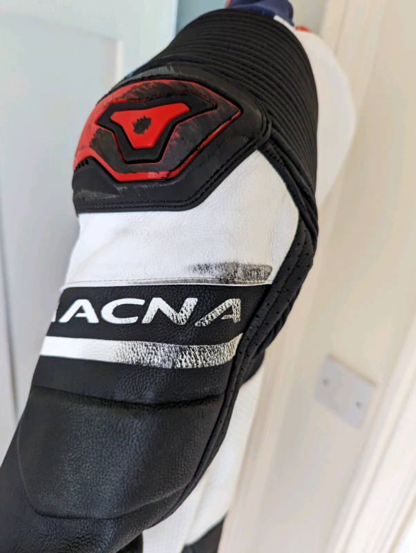 Macna Tracktix 1pc Motorcycle Leathers