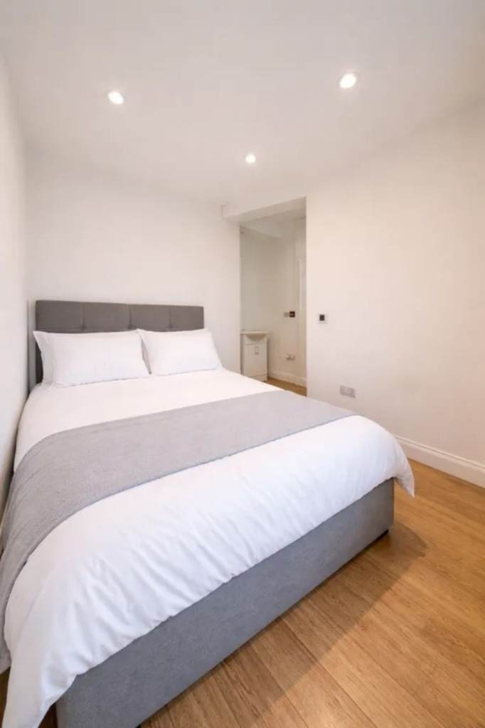🏡 7-BED HMO W/ TERRACE | LONG-TERM | COMPANY LETS WELCOME – HANWELL W7