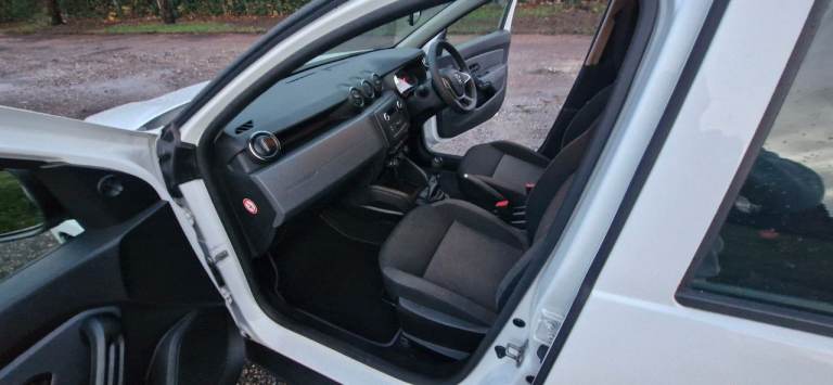 Dacia, DUSTER, Hatchback, 2021, Manual, 999 (cc), 5 doors