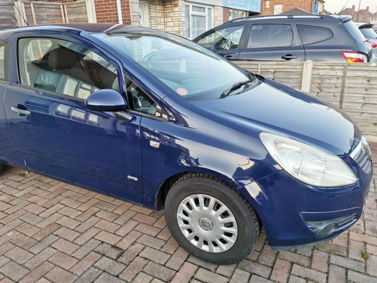 Corsa, blue, long MOT, Gosport, private sale