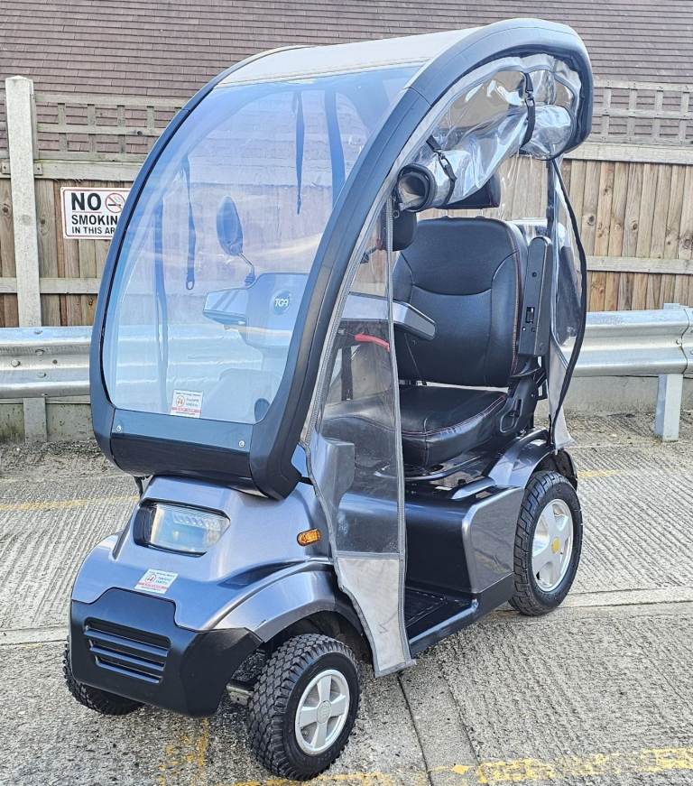 TGA Breeze S4 With Canopy Mobility Scooter 8 MPH Mobility Scooter **I CAN DELIVER **