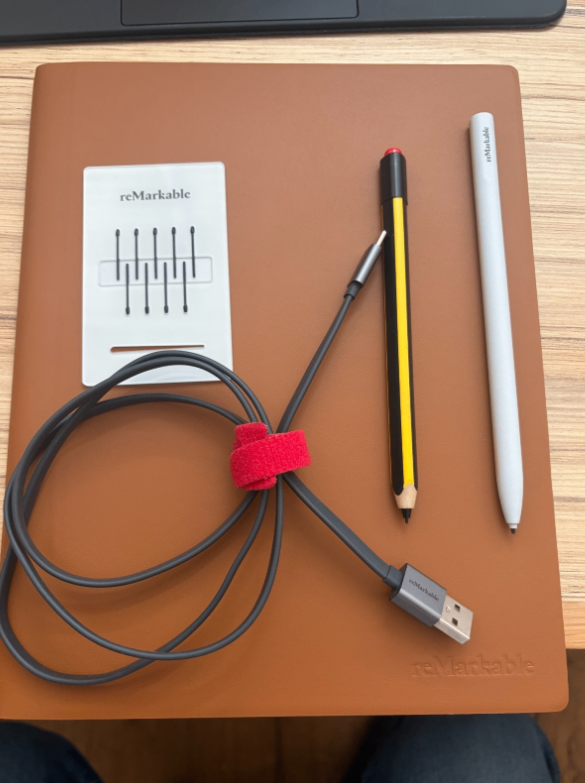 reMarkable 2 Bundle – Excellent Condition, Leather Folio, STAEDTLER Jumbo Stylus
