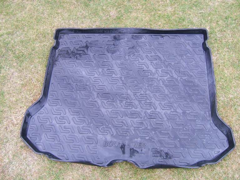 2008 -2017 Volvo XC60 Boot Liner
