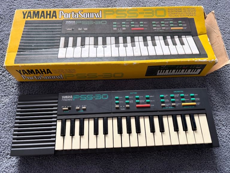 Yamaha PortaSound PSS-30 Electronic Keyboard with Original Box | in ...