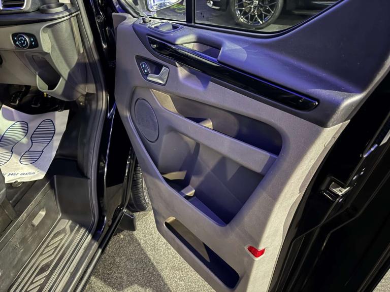 2022 Ford Transit Custom 2.0 Transit Custom 300 Limited EcoBlue 5dr Panel Van Diesel Manual