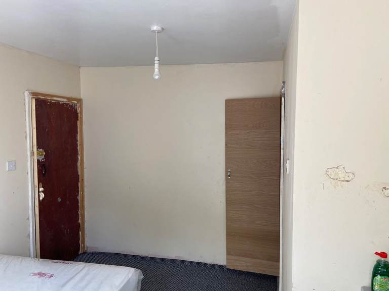 Studio Flat 