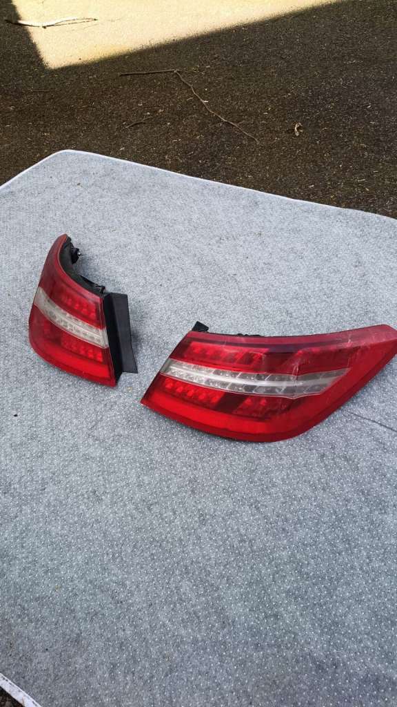 Mercedes-Benz E-Class Rear Right Corner Tail Light Only A2079060258 Bargain On Offer 