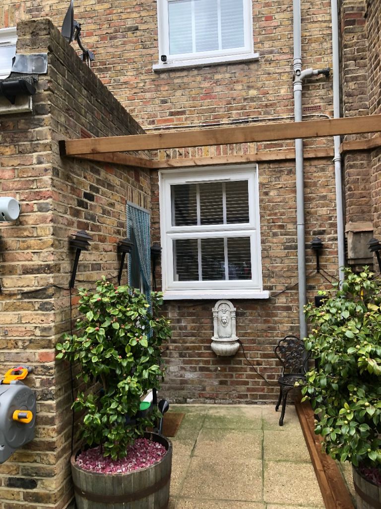 CRYSTAL PALACE FOR 2/3 BEDROOM HOUSE MOST SOUTH EAST AREAS 