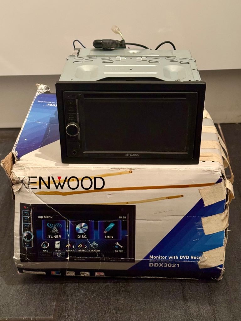 Kenwood double din,Kenwood cd player,radio,stereo,double din