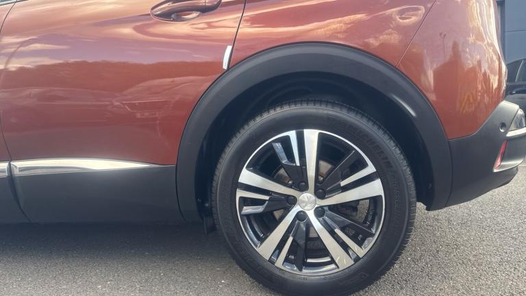 2019 Peugeot 3008 1.2 PureTech Allure EAT Euro 6 (s/s) 5dr SUV Petrol Automatic