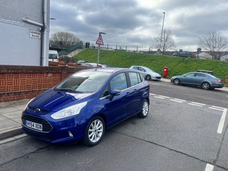 FORD B-MAX 1.0 ECO BOOST TURBO PETROL TAX £35 PORTSMOUTH 