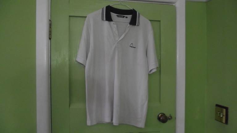 BUNDLE MENS SPORTS WEARS FOR SALE.(MIDIUM SIZE.)