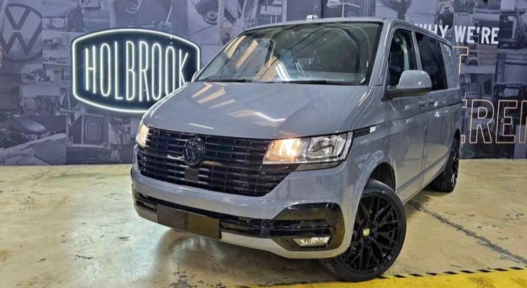 2022 Volkswagen Transporter 2.0 TDI 110 Highline Kombi Van WINDOW VAN Diesel Manual