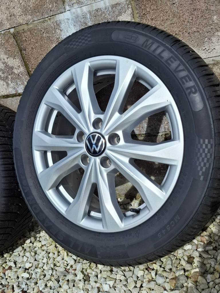 Vw caddy mk5 genuine alloy wheels 17"