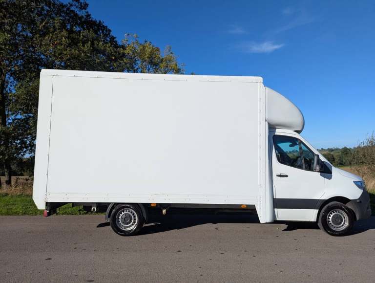 2023 Mercedes-Benz Sprinter 3.5t Progressive LUTON TAIL LIFT Luton Diesel Manual