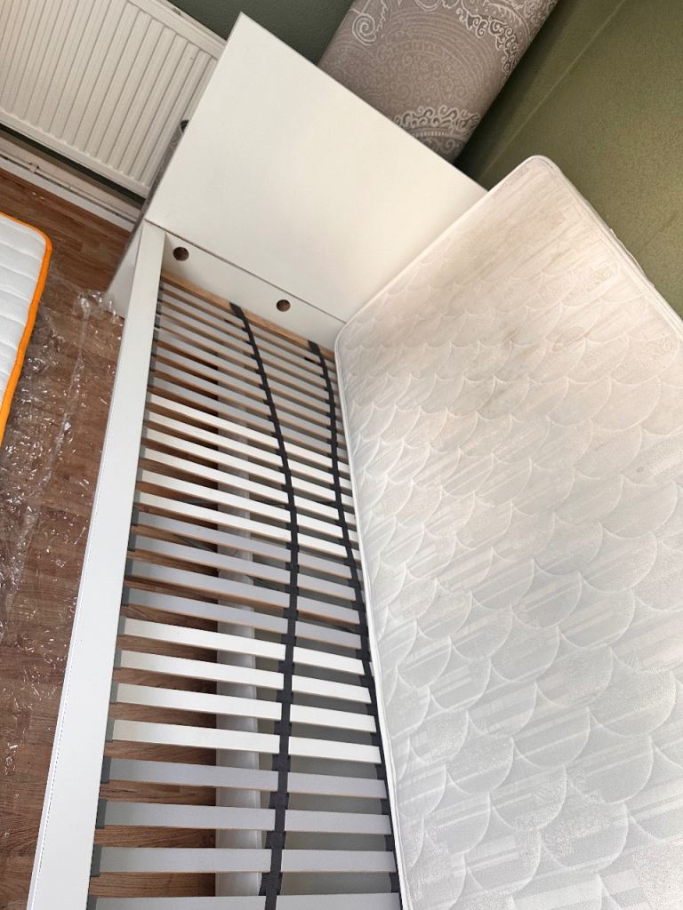 FREE Single bed and single mattress