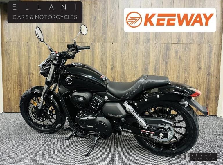 2025 Keeway RKV 125 C 125 Custom Cruiser Petrol Manual Euro 5 (12 ps) Custom Cruiser Petrol Manual