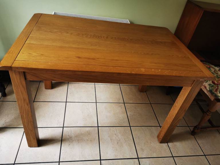 Contemporary oak dining table 120cm