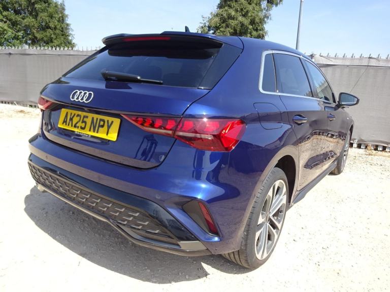 2025 25 REG AUDI A3 S LINE 40 TFSI E HYBRID AUTO DAMAGED REPAIRABLE SALVAGE