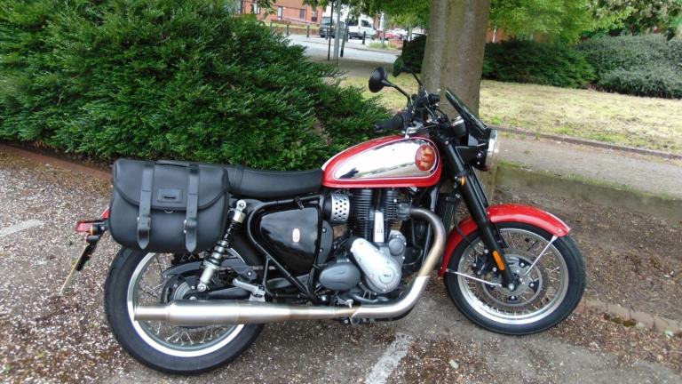 BSA GOLD STAR 650 2023 MODERN RETRO CLASSIC SUPERB LOW MILES DRY USED A2 EURO 5
