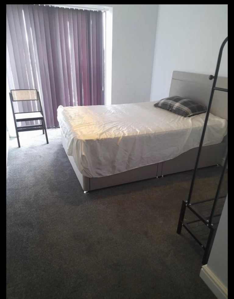 Large Double Room 