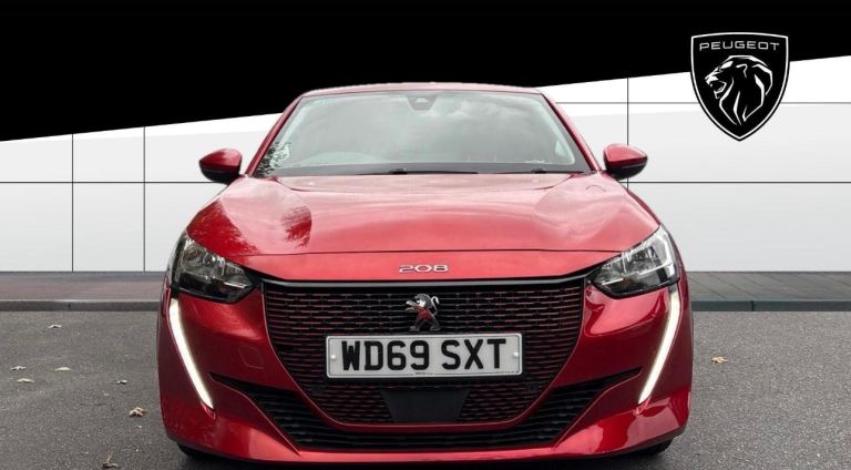 Peugeot e208 Allure Premium 2020 **2.5 YEARS WARRANTY**