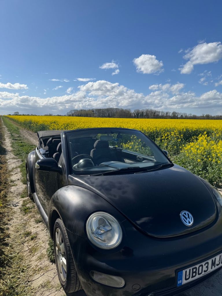 Volkswagen Beetle Convertible 1.6 Petrol – Great Condition