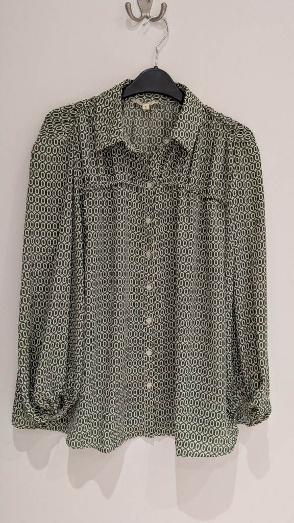 Size S UK 8-10 Max Studio Patterned Blouse and A Button-down Front Blouse