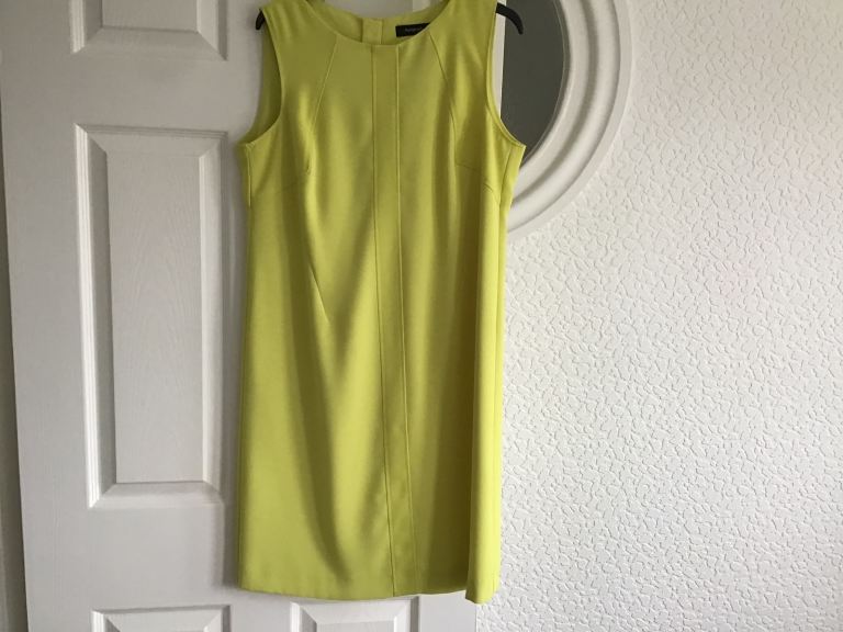 Ladies Autograph shift dress in lime green