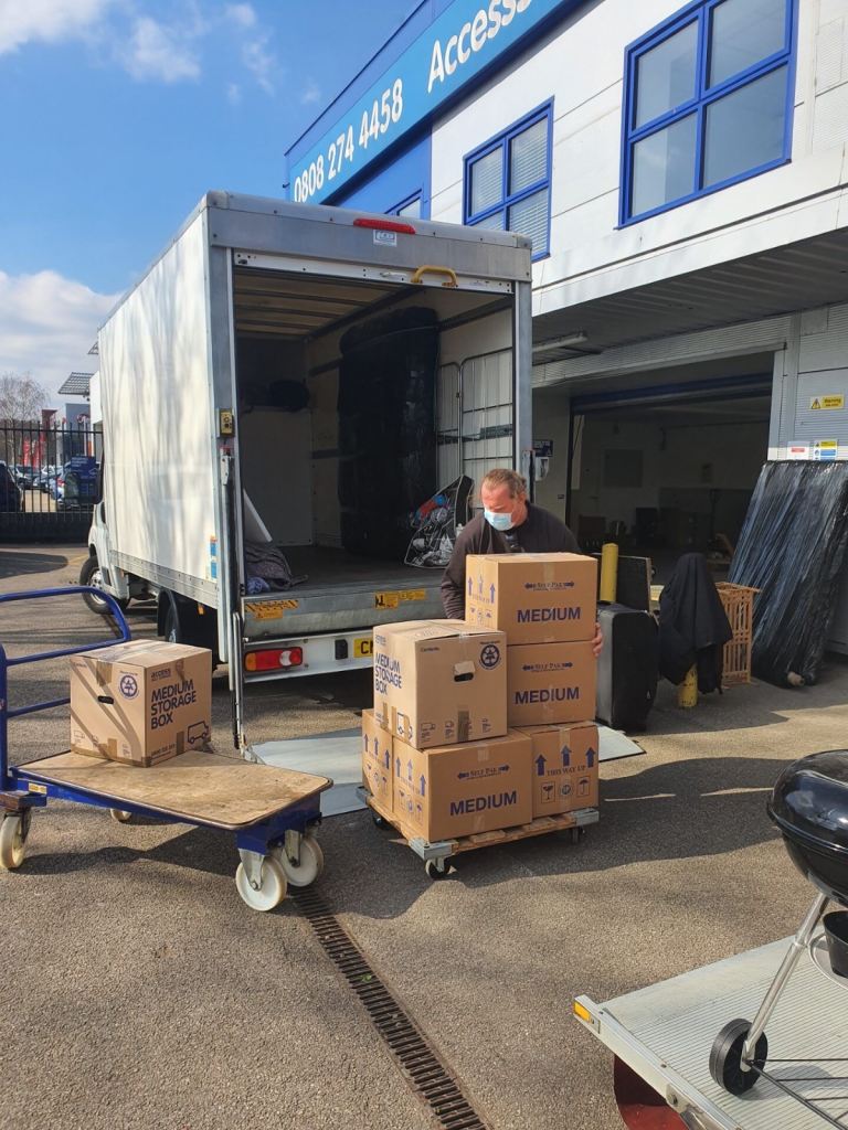 AFFORDABLE MAN AND VAN SERVICE LONDON | HOUSE REMOVALS, FLAT MOVES, FURNITURE DELIVERY & MORE 