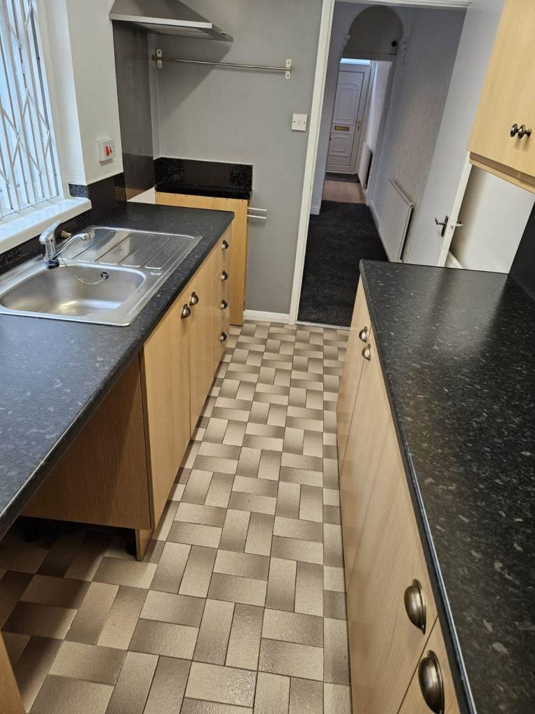 Two bedroom house in excellent condition available for rent in ST1 