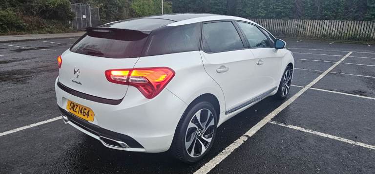 Citroen, DS5, Hatchback, 2012, Manual, 1997 (cc), 5 doors