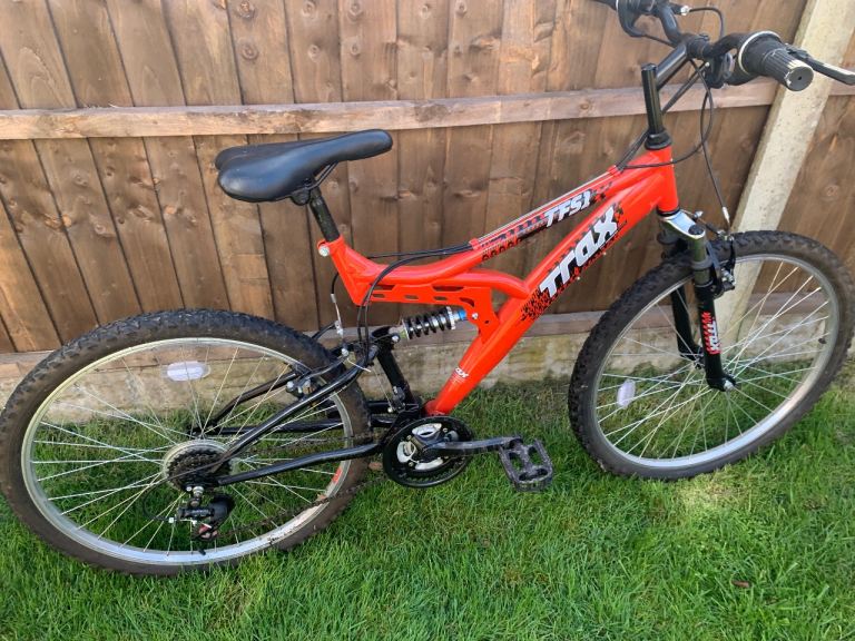 Red Trax TFS1 Mountain Bike – Good Working Condition