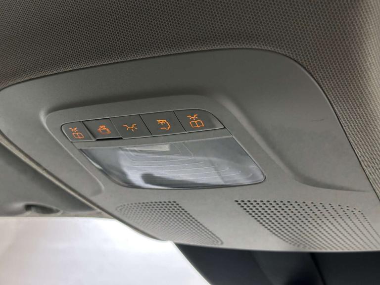 2015 Mercedes-Benz Vito 114CDI BlueTec Crew Van PANEL VAN DIESEL Automatic