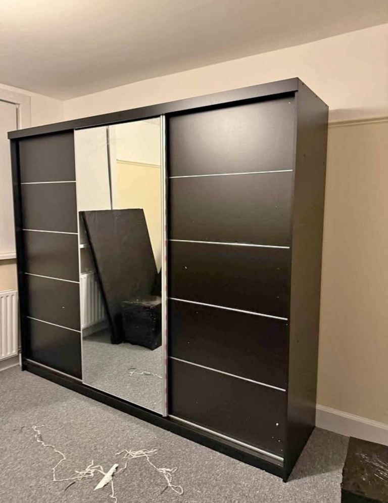 FREE AND FAST DELIVERY🚛🚚🚛  👉Brand new , Bedroom set Made from A grade quality imported .