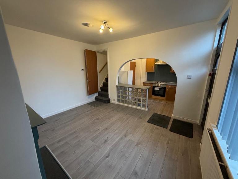 2 Bed Terraced House, Chichester street, LS12 