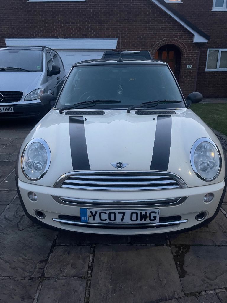 Mini, CONVERTIBLE, Convertible, 2007, Manual, 1598 (cc), 2 doors