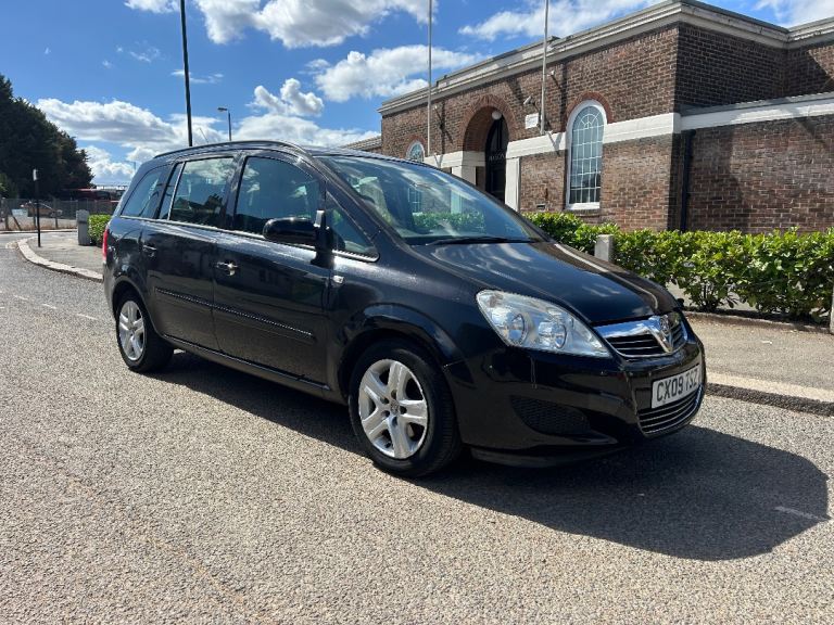 42,000 MILES VAUXHALL ZAFIRA 1.6 PETROL 2009 FREE ULEZ FULL SERVICE HISTORY NEW MOT NEW CLUTCH