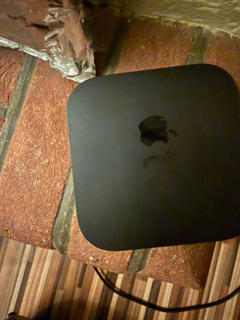 Apple TV box 