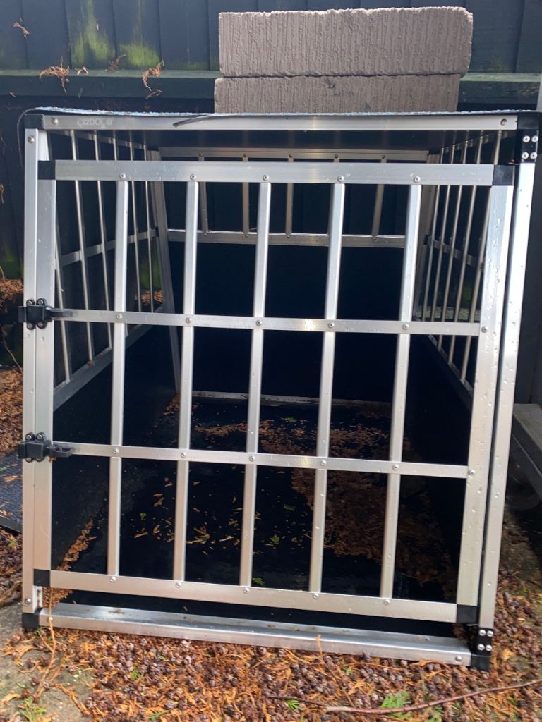 Large dog cage 