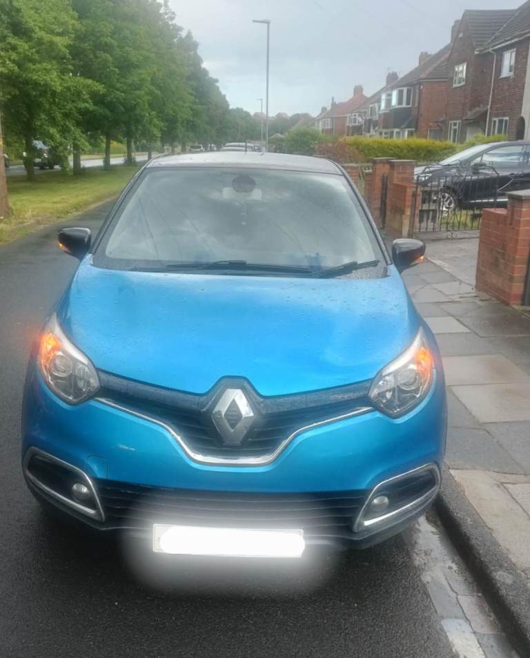 Renault, CAPTUR, Hatchback, 2014, Manual, 898 (cc), 5 doors