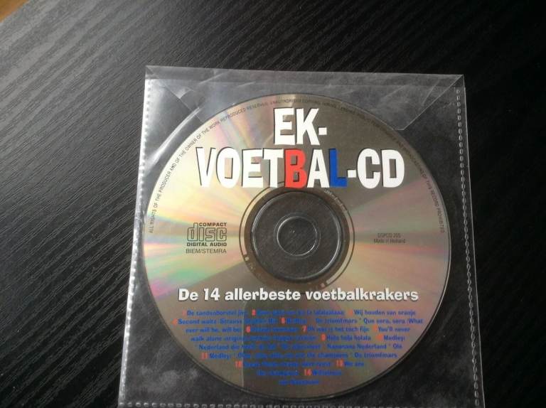 Holland music - EK-1996-Voetbal-CD - De 14 Allerbeste Voetbalkrakers, CD nr 1277